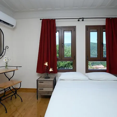 Stafilos House וילה Katouna