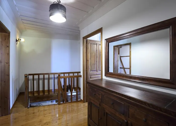 Stafilos House Villa *